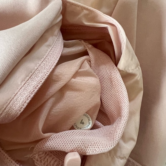 Lululemon Down for It All Vest Pink Size 4 - Picture 8 of 9
